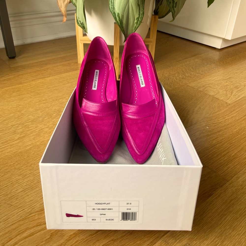 Quiet Luxury Manolo Blahnik deep pink Hogg flat 37.5, chic, bright